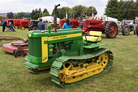 John Deere 420 Crawler. Production years: 1956 - 1958 | Flickr