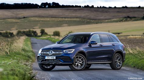 2021 Mercedes-Benz GLC 300 e Plug-In Hybrid (UK-Spec) - Front Three ...