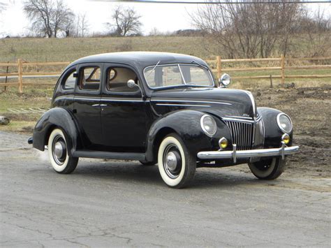 1939 Ford Deluxe Fordor Sedan Sold | Motorious