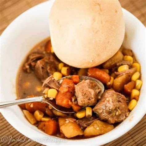 Canned Beef Stew Recipe with a pressure cooker