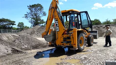 JCB Backhoe Loader - LVT