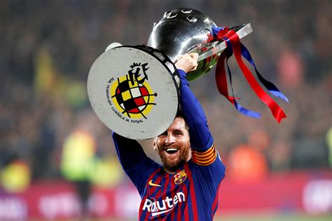 Fußball: „Joker“ Messi schießt Barcelona zu 26. Titel - sport.ORF.at