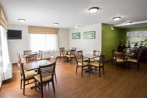 SLEEP INN $67 ($̶8̶8̶) - Updated 2018 Prices & Hotel Reviews - Rockford ...