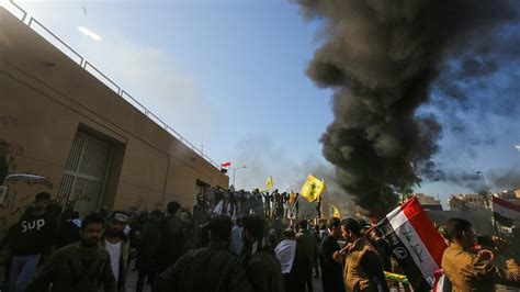 Iraqi protesters attempt to storm US embassy in Baghdad. : r/news