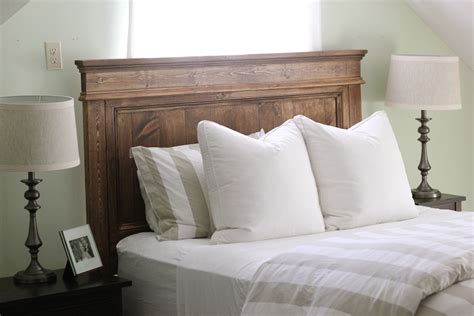 Jenny Steffens Hobick: We built a bed! DIY Wooden Headboard