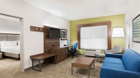 Holiday Inn Express Conversion | Columbus, OH — IIG