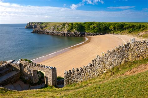 Pembrokeshire Coast Path Walking Holidays - 2023 & 2024