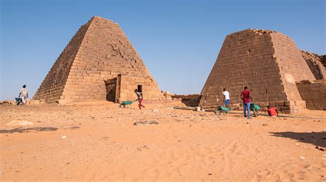 The Nubian pyramids of Sudan - Intro Africa - travel