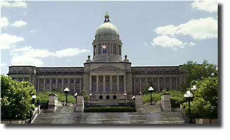 Frankfort, Kentucky: Kentucky State Capitol photo, picture, image