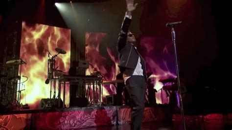 Usher - Burn (Live at iTunes Festival 2012) - YouTube