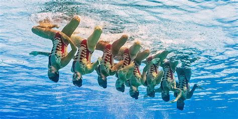 21 Stunning Photos From the Olympic Synchronized Swimming Finals ...