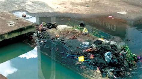 Overflowing sewage water causing health hazards at Mandi Mohalla - Star ...