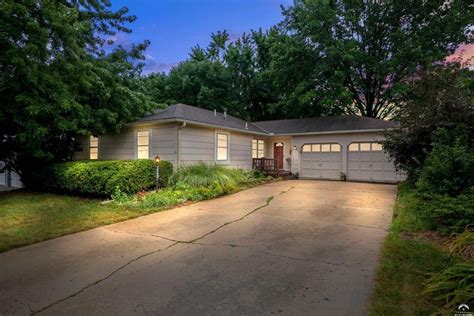 Lawrence, KS Real Estate - Lawrence Homes for Sale | realtor.com®