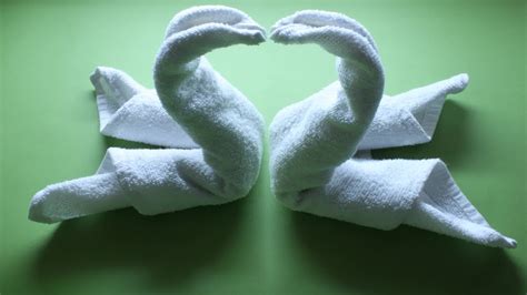 How to Fold a Towel Swan: 6 Steps (with Pictures) - wikiHow