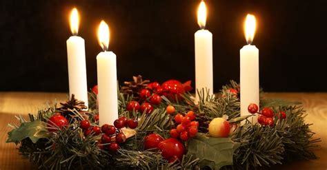 Advent Wreath & Candles Meaning, History & Tradition