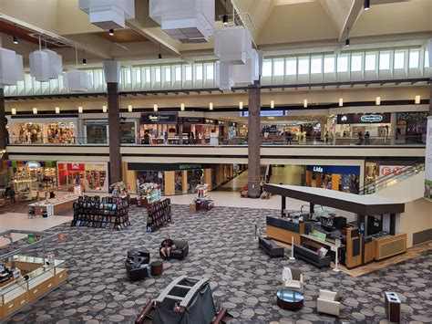 Maplewood Mall, Minnesota : r/deadmalls