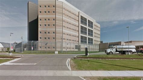 Two inmates died in one week at Toronto 'superjail': workers' union ...