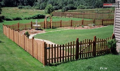 Virginian Wood Picket Fences - Midwest Fence