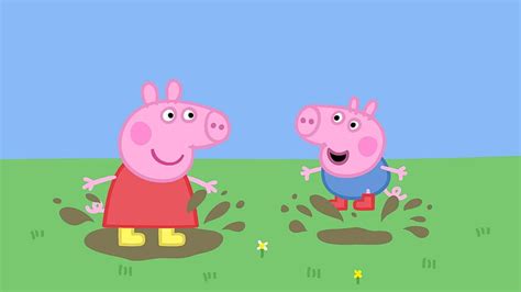 George Pig y Peppa Pig están jugando en el césped en anime de azul ...