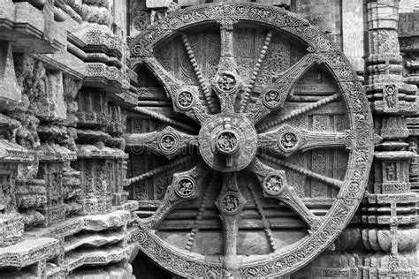 Wheel of Time. Konark Sun Temple Stock Photo - Image of stone, temple ...