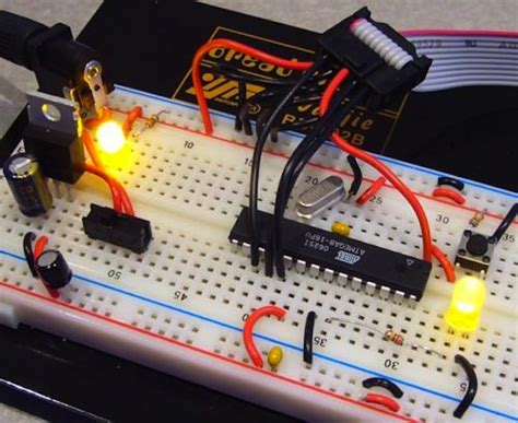 SparkFun Education - How To Use a Breadboard