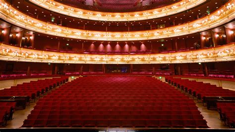 Royal Opera House, London, England - Theater Review | Condé Nast Traveler