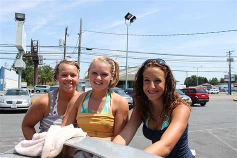 Hempfield Competition Squad: Working at the car wash......