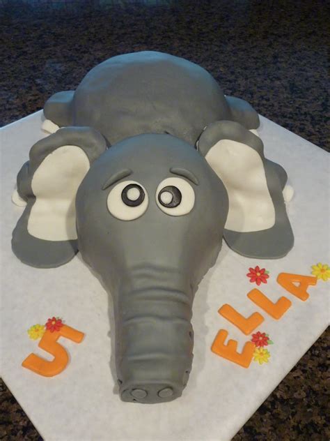 I Blame My Mother: Elephant Cake