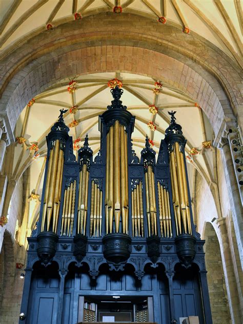 Photographs of Tewkesbury Abbey, Gloucestershire, England: Organ