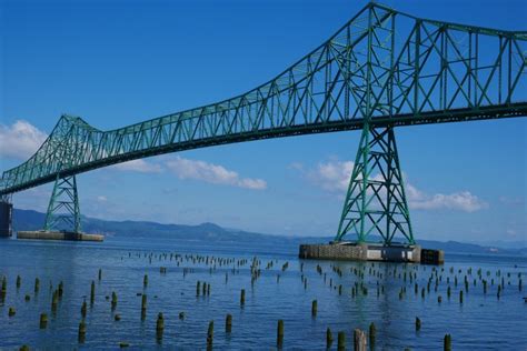 Astoria Oregon Bridge to Washington | Story Chasing