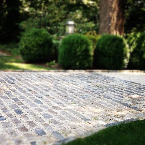 High Street Market: Driveway Ideas: Cobblestone & Crushed Stone