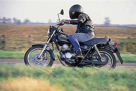 Yamaha SR125 (1982-2003) Review | Speed, Specs & Prices | MCN