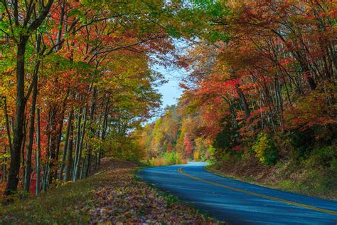 Scenic Drives for Fall Color in North Carolina - when and where to go ...