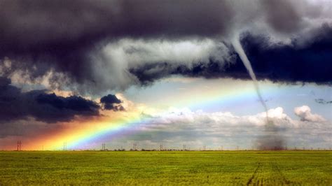 1280-CATERS_TORNADO_RAINBOW_01_0.jpg