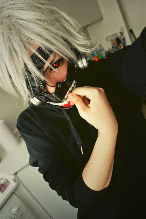 tokyo ghoul cosplay kaneki | Anime Meme