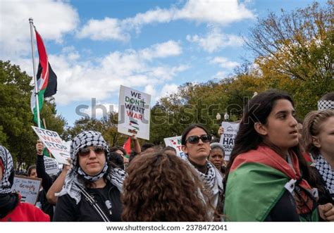 53 Child Wearing Palestinian Flag Images, Stock Photos, 3D objects ...