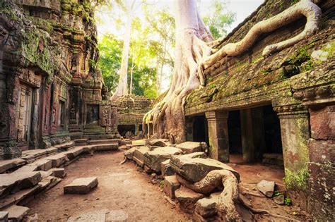 The majestic Angkor Wat in Siem Reap, Cambodia | FlyCoach.co.uk