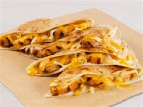 Chicken Quesadilla Nutrition Facts - Eat This Much