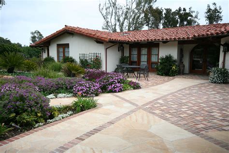 Spanish Style Rancho Santa Fe | Torrey Pines Landscape Company | San ...