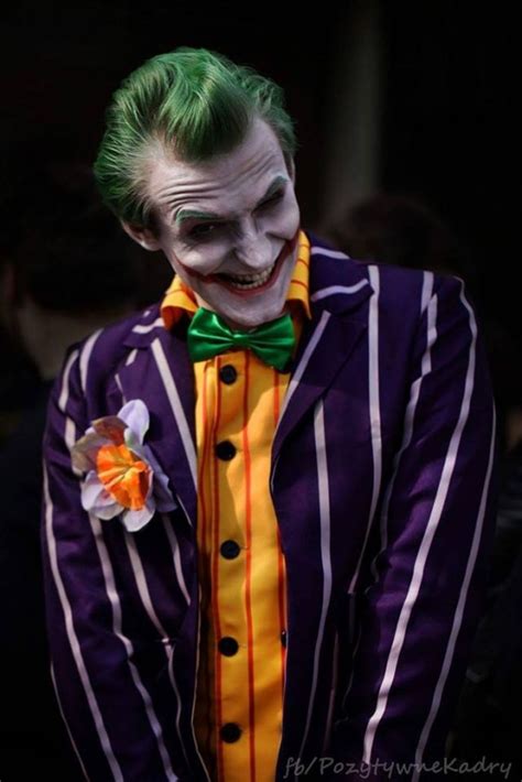 Cosplay: The Joker from 'Batman: Arkham Asylum' | OMEGA-LEVEL