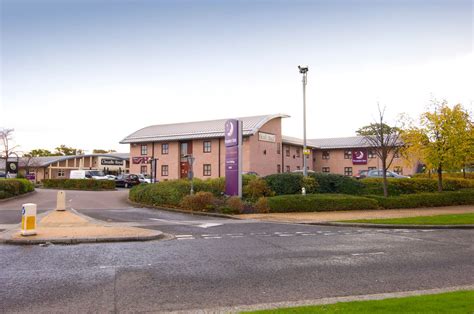 Premier Inn Manchester (Cheadle) Images & Videos- First Class Stockport ...