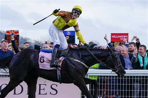 Cheltenham Gold Cup 2023 - ErrolConallan