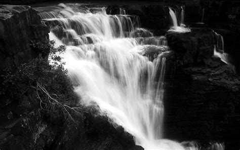 Black And White Waterfall Wallpapers - Wallpaper Cave