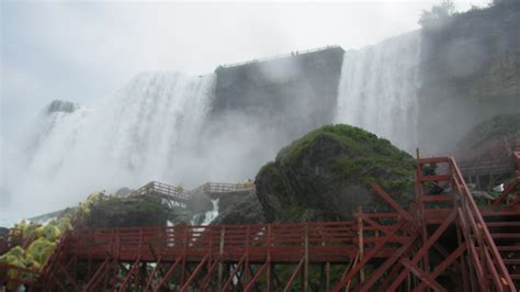 Cave of the Winds - Niagara Falls NY - USA | BoredomMD.com