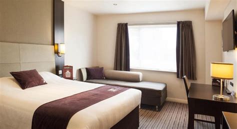 Premier Inn London Edgware in United Kingdom - Room Deals, Photos & Reviews