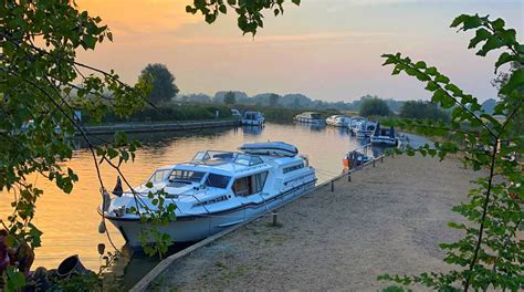 Norfolk Broads Club Campsite | The Caravan Club