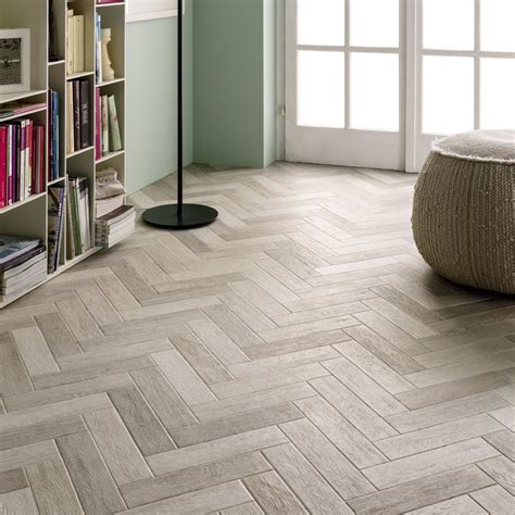 Herringbone White – 1 Strip | Finfloor