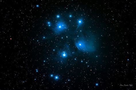 Vieni a conoscere l'ammasso stellare delle Pleiadi, alias Seven Sisters ...