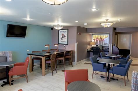 Meeting Rooms at Holiday Inn Express PENDLETON, 600 SE NYE AVENUE ...