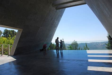 Architecture | The Yad Vashem Holocaust History Museum